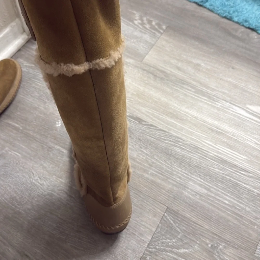 Tory Burch Amelie soft winter size 7